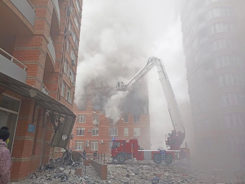 乌克兰多地29日遭俄罗斯大规模导弹和无人机袭击