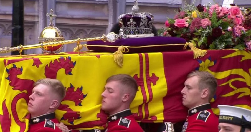 英女王伊丽莎白二世的葬礼于北京时间19日下午6时在威斯敏斯特教堂（西敏寺）举行